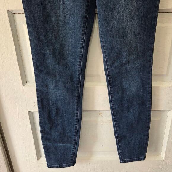 Vylette Woman's Blue Jeans size 5/27W - Picture 4 of 8